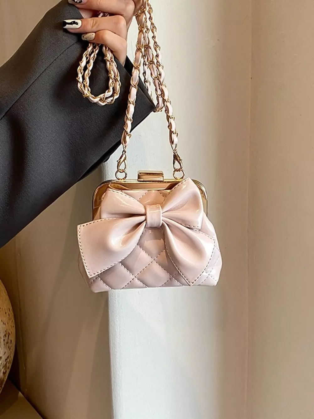 Bow Decor Quilted Crossbody Bag