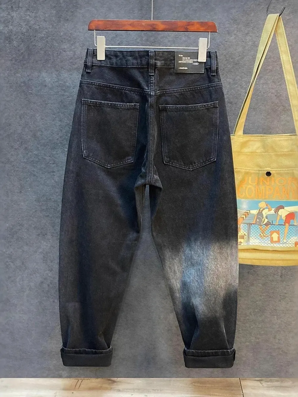 Men's Distressed Loose Fit Jeans, image 2