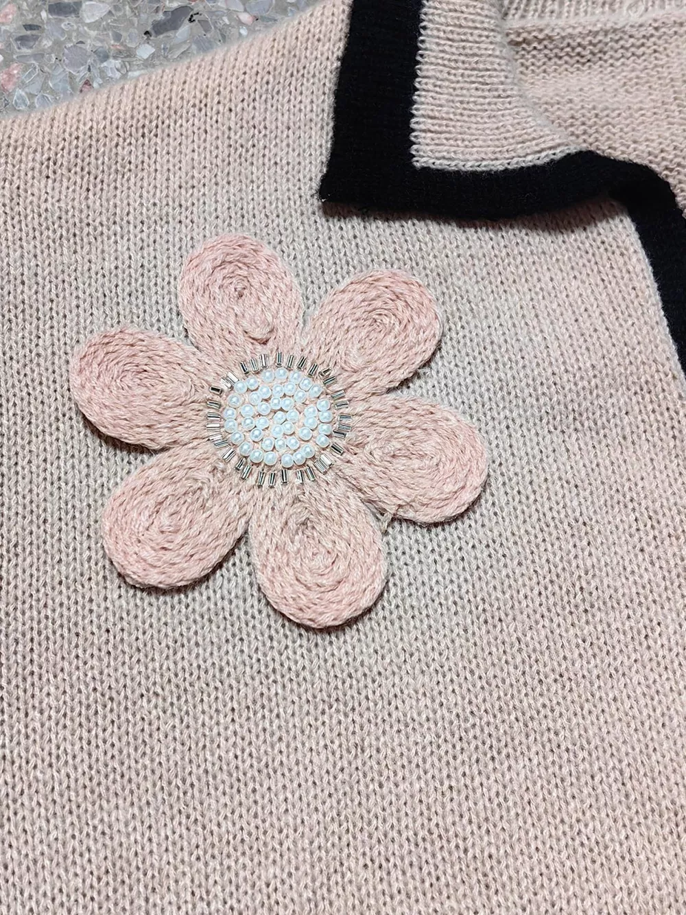 Flower Contrast Trim Dropped Shoulder Sweater, image 12