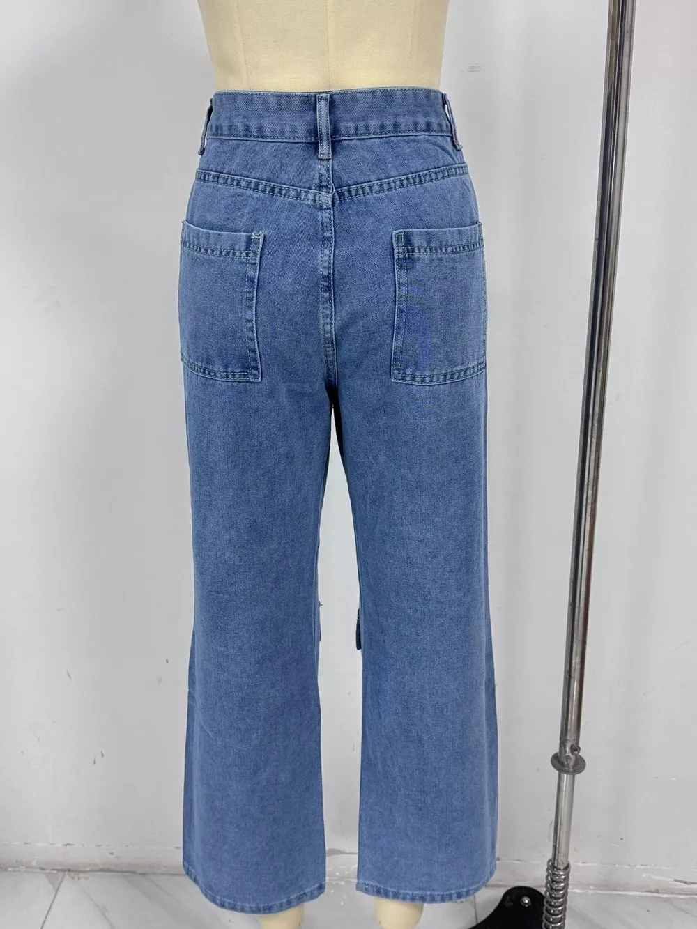 High-Waisted Wide-Leg Cargo Jeans, image 9