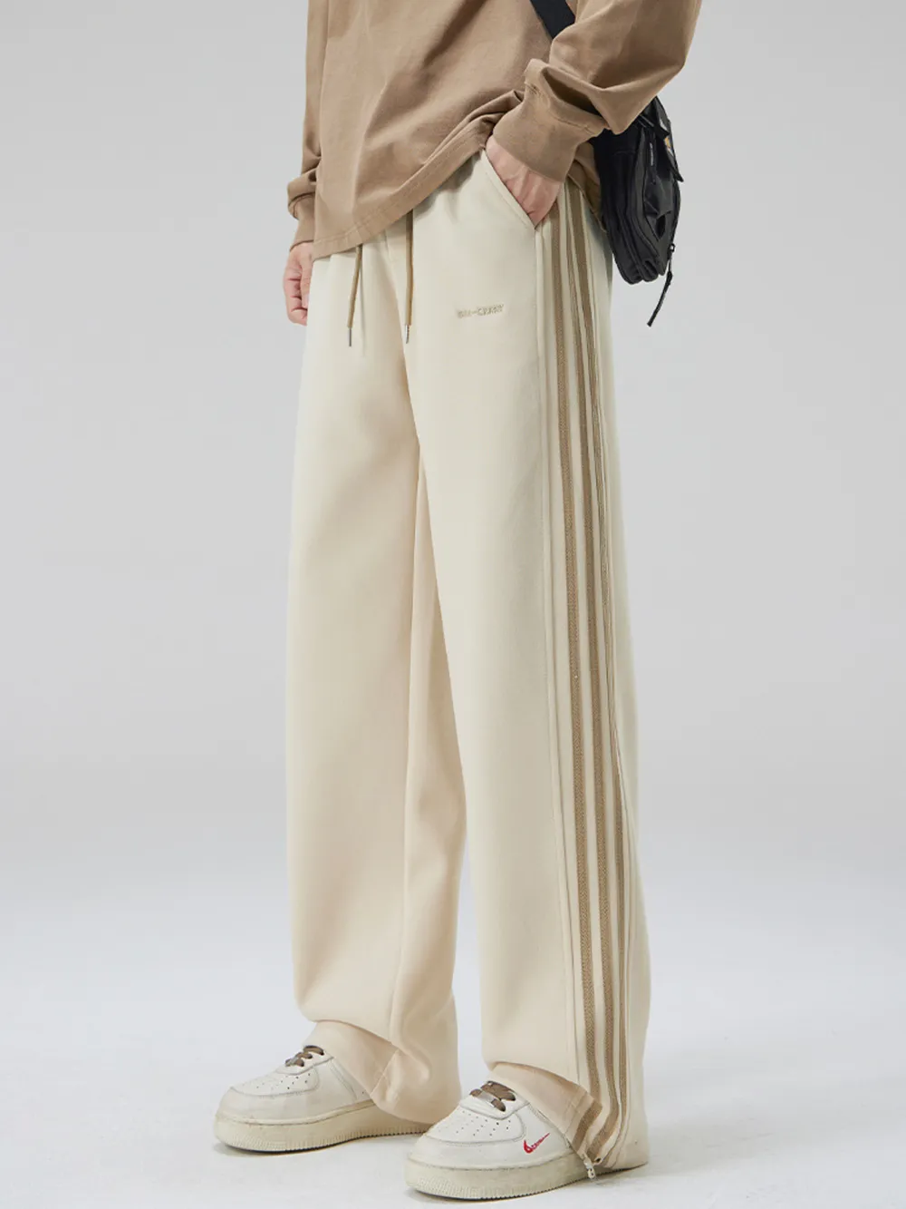 Men's Plus Size Relaxed Fit Pants with Side Stripes, image 6