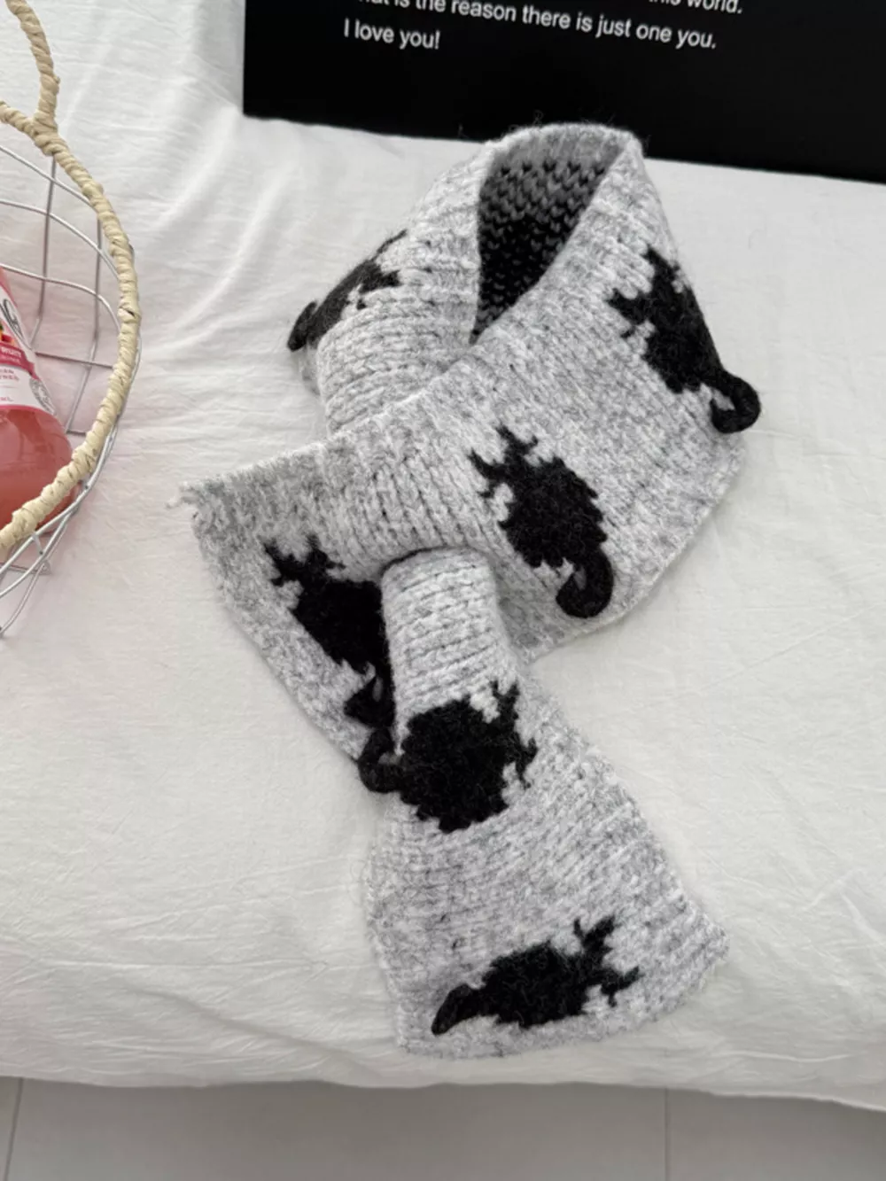 Knitted Contrast Pattern Warm Scarf, image 3