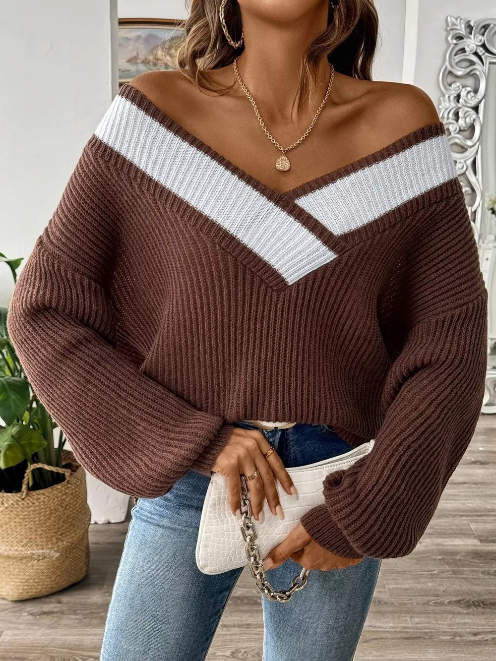 Contrast Trim V-Neck Ribbed Sweater, image 2