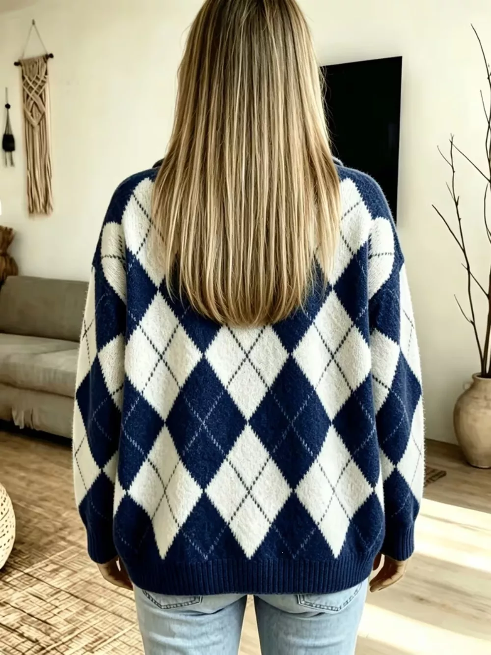 Argyle Pattern Polo Collar Sweater, image 2