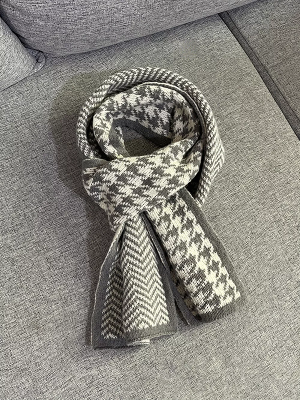 Houndstooth Pattern Warm Winter Scarf, image 5