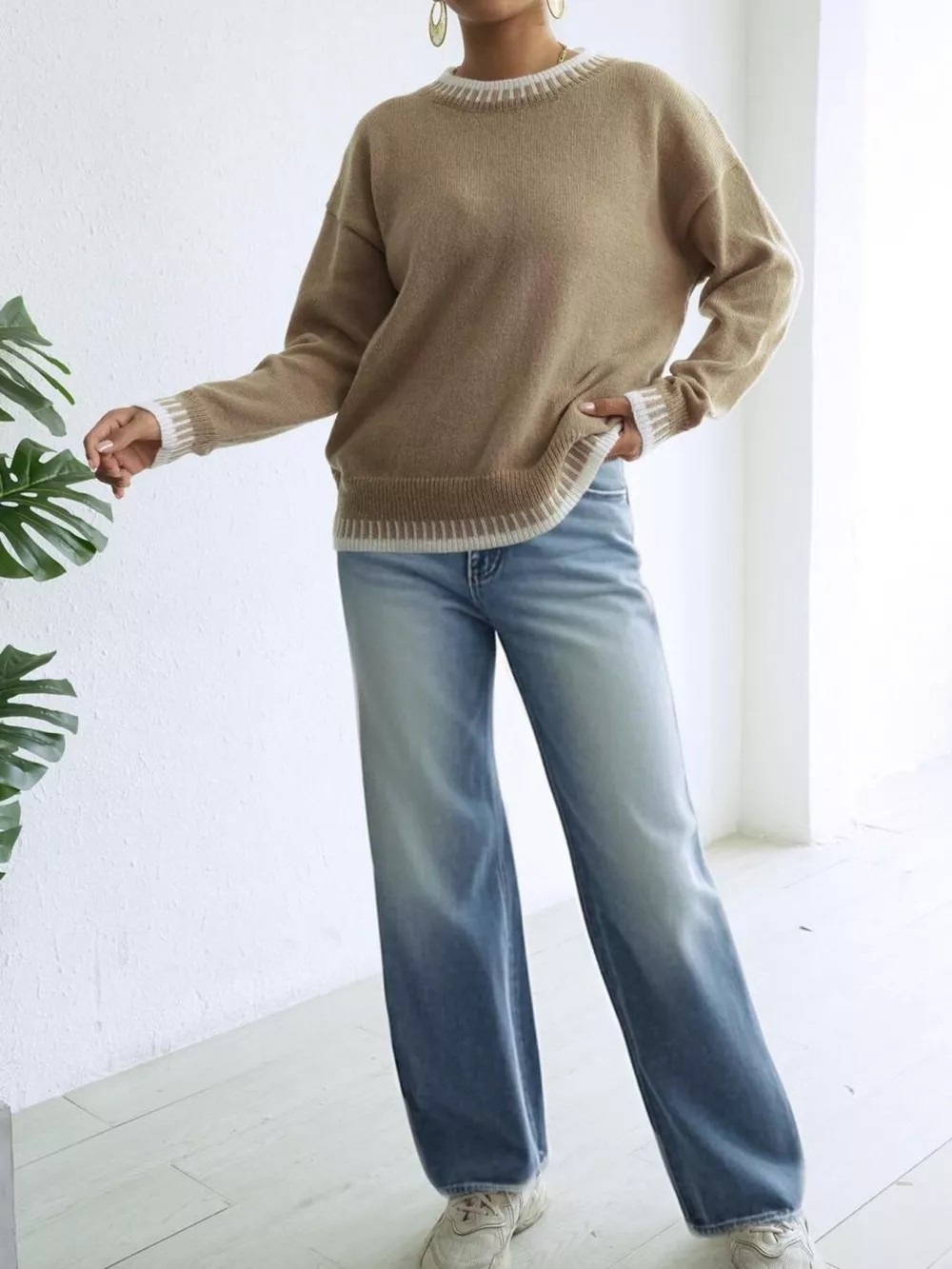 Relaxed Fit Long Sleeve Sweater, image 7