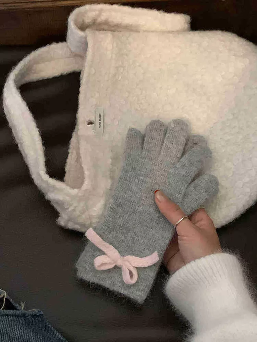 Bow-Accent Knit Gloves, image 2