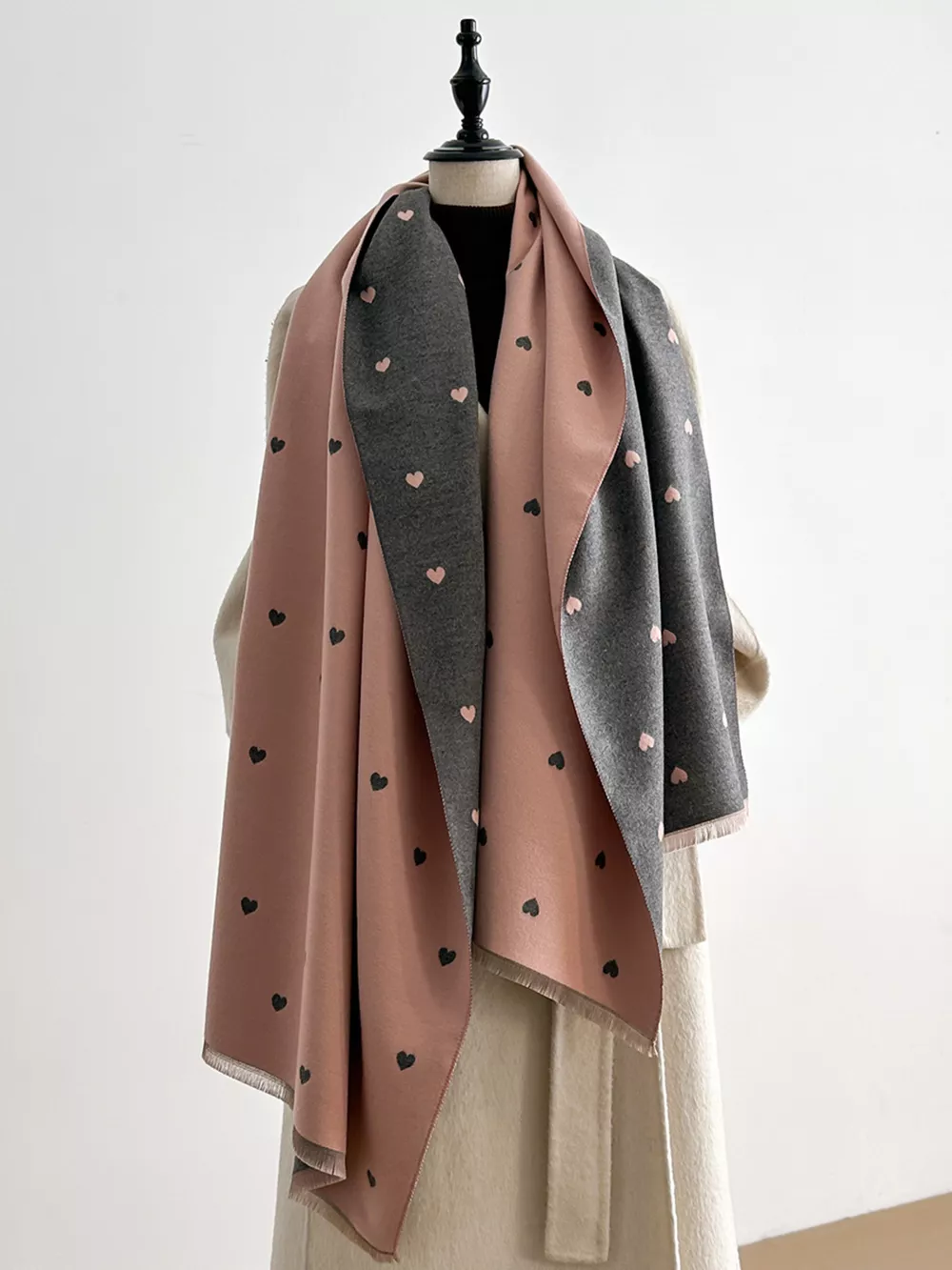 Heart Raw Hem Scarf, image 3