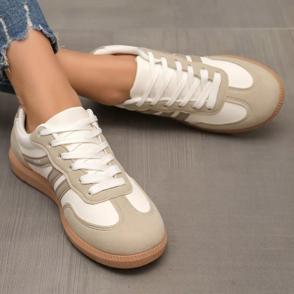 Round Toe Lace Up Sneakers