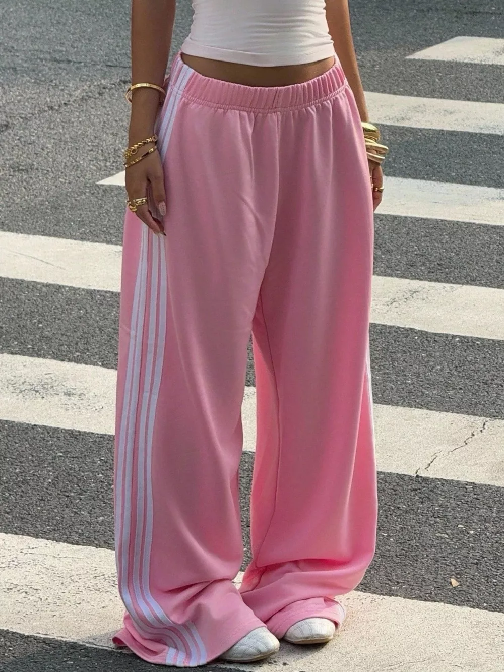 High-Waisted Wide-Leg Track Pants with Side Stripes, image 3