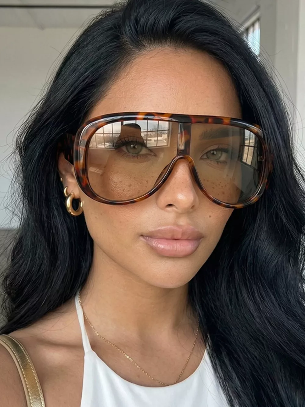 Oversized Sunglasses with Tinted Lenses, image 2