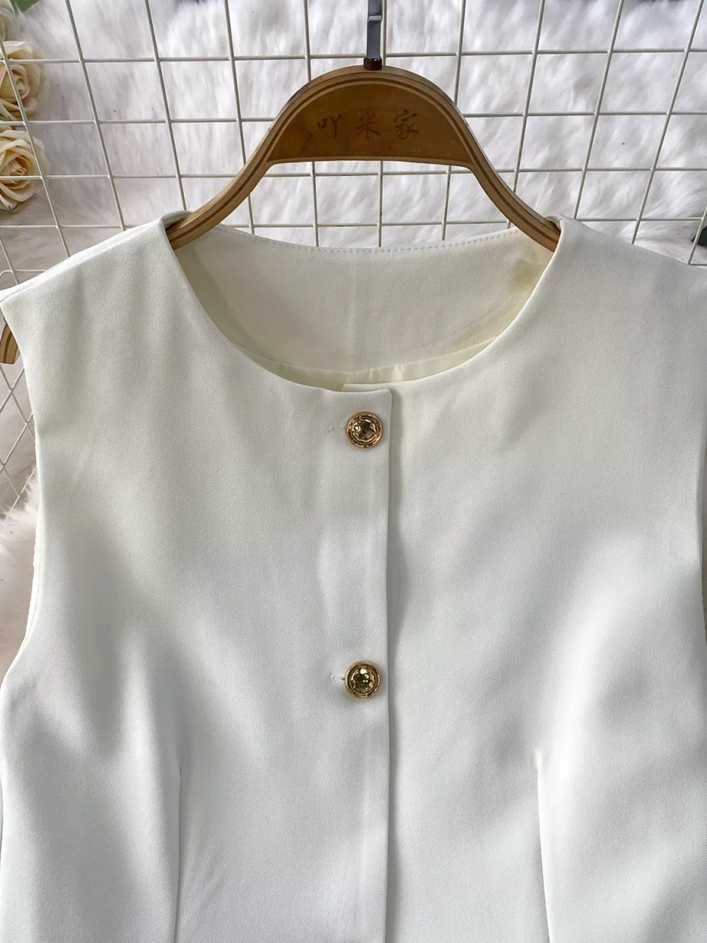 Sleeveless Top and Wide-Leg Pants Set, image 7