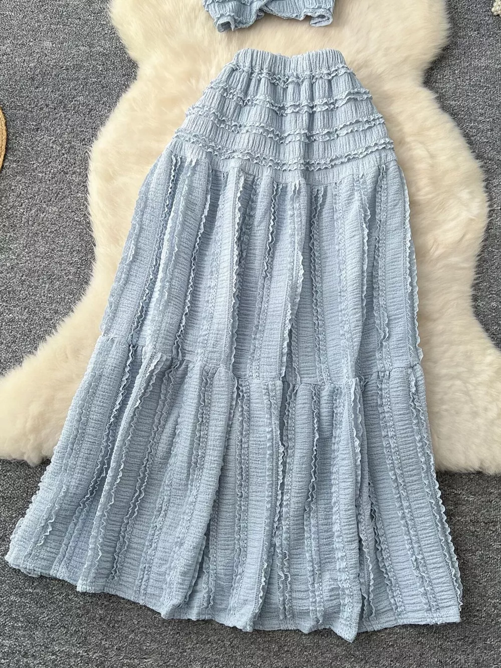Textured Crop Top and Tiered Skirt Set, image 24