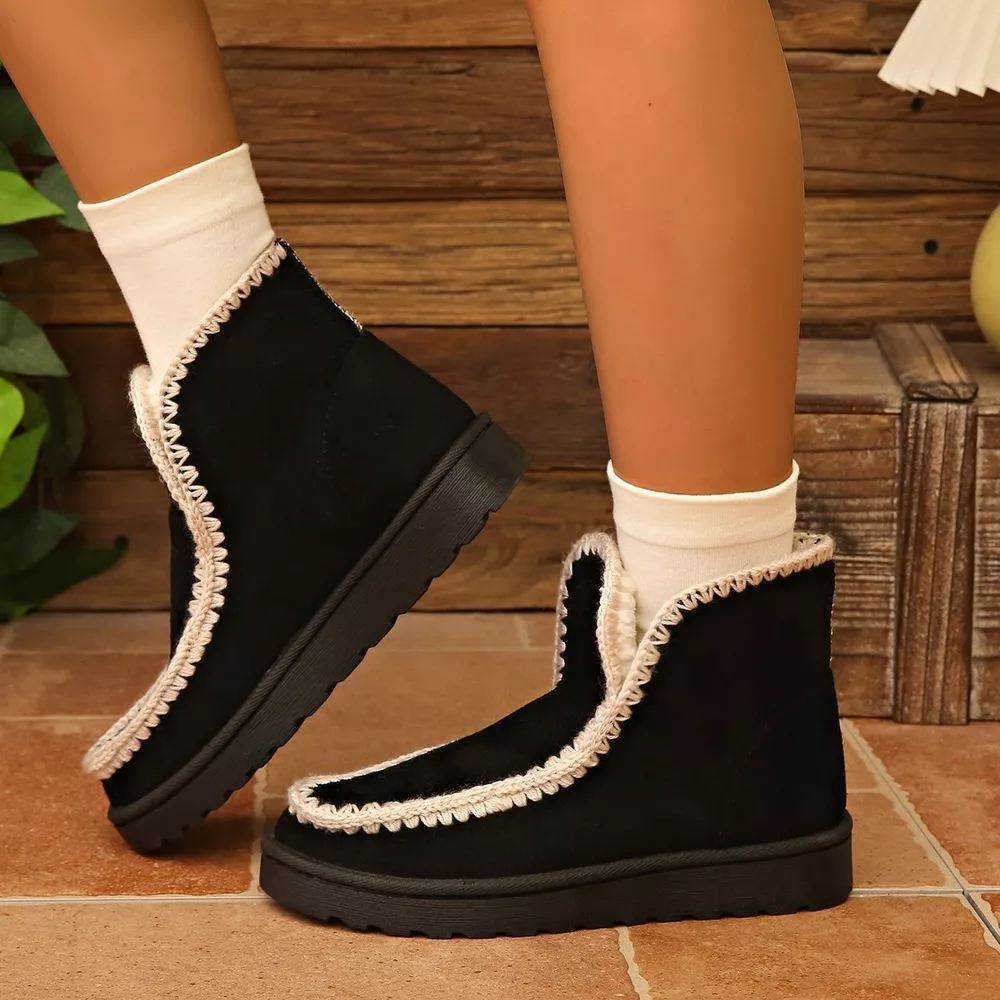 Round Toe Platform Boots
