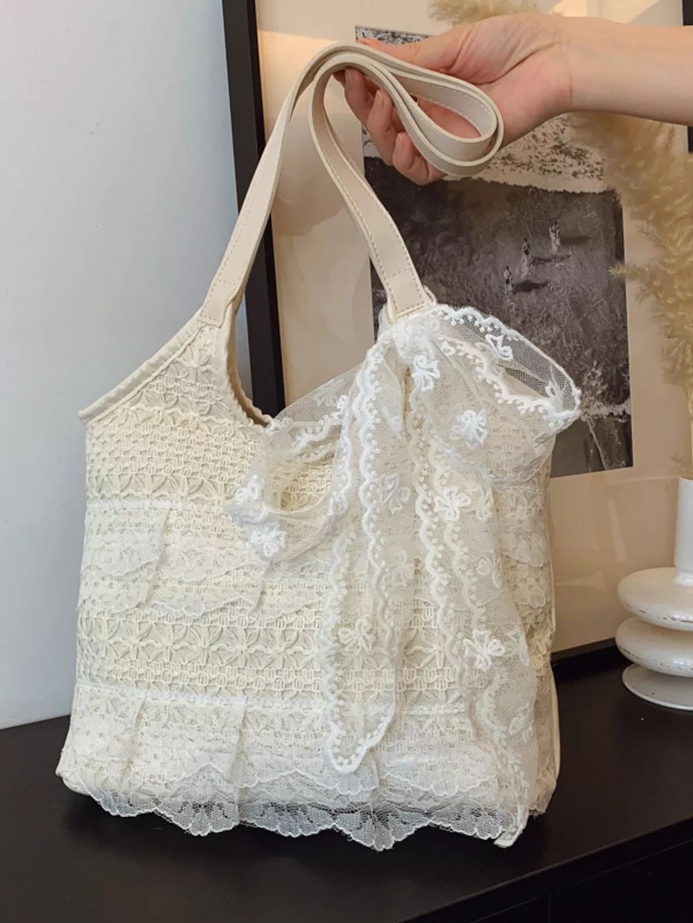 Lace Bowknot Woven Handbag, image 6