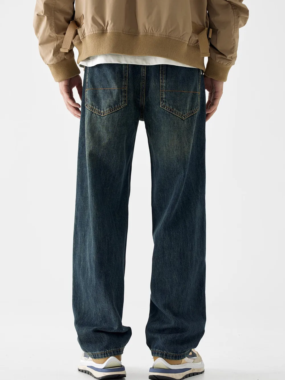 Men's Vintage Wash Loose Fit Jeans, image 7