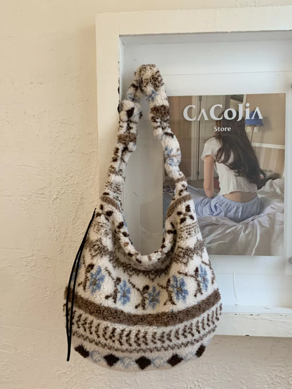 Sherpa Ruched Strap Handbag, image 3