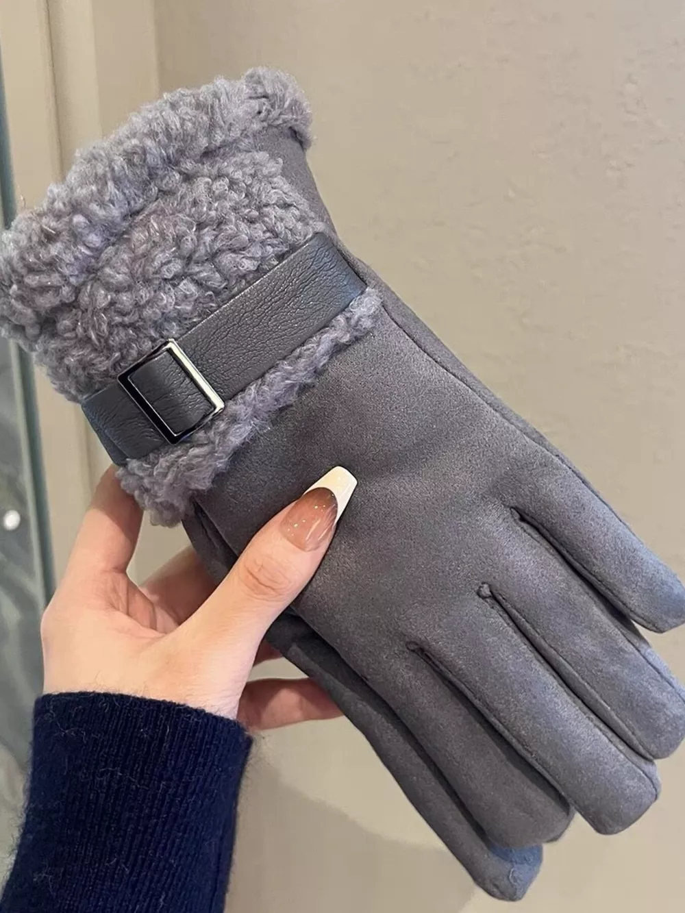 Suede Gloves with Fur Cuff, image 8