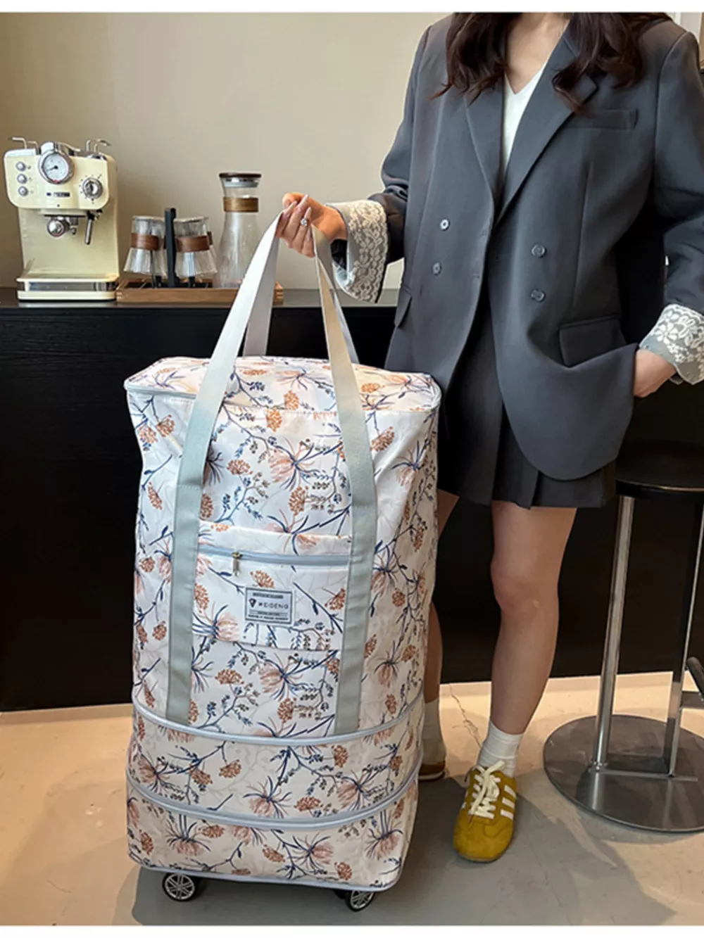 Floral Pattern Rolling Luggage Travel Bag, image 4