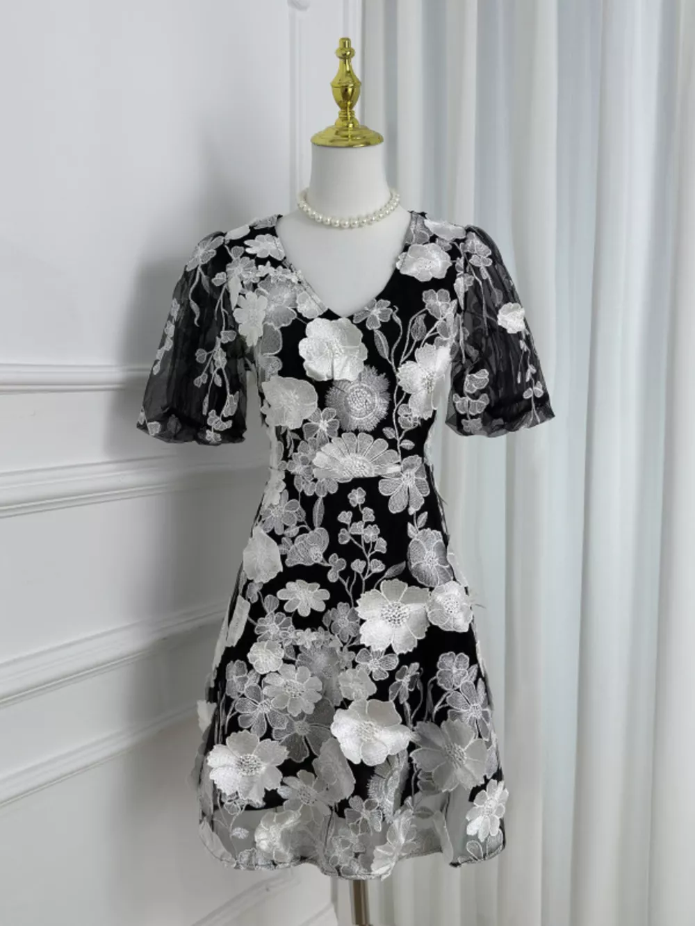Plus Size Embroidered Floral V-Neck Mini Dress, image 27