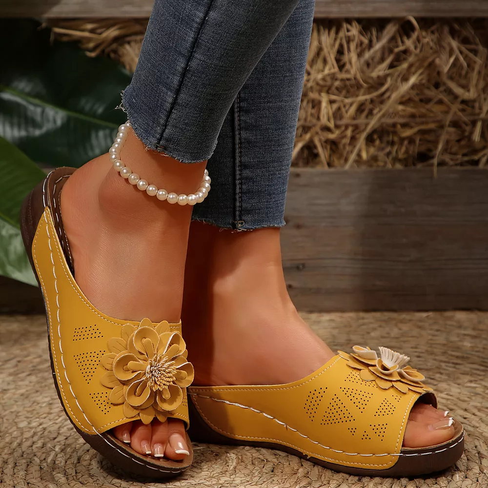 Bohemian Floral Embellished Comfortable Flat Sandals, image 9