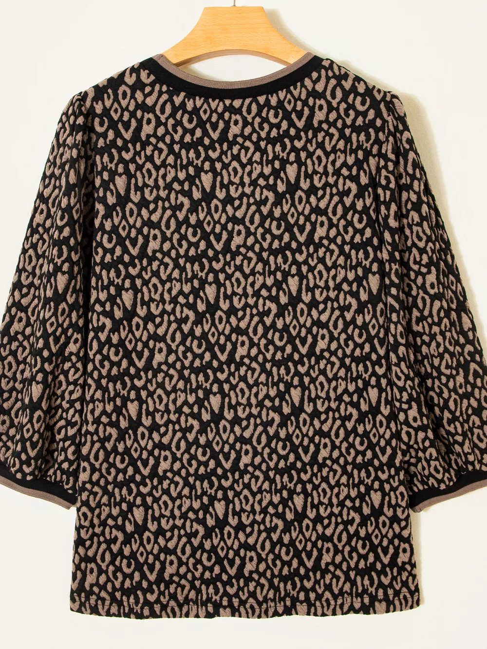 Leopard Print Puffy Bracelet Sleeve Contrast Trim Round Neck Top, image 8