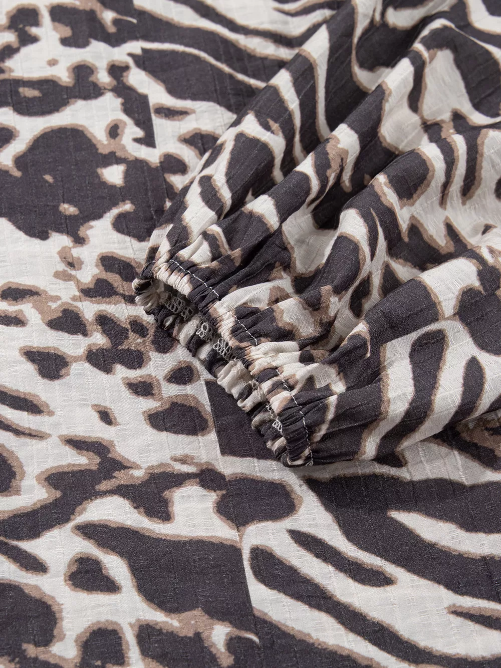 Leopard Print V Neck Button Down Balloon Sleeve Shirt, image 8