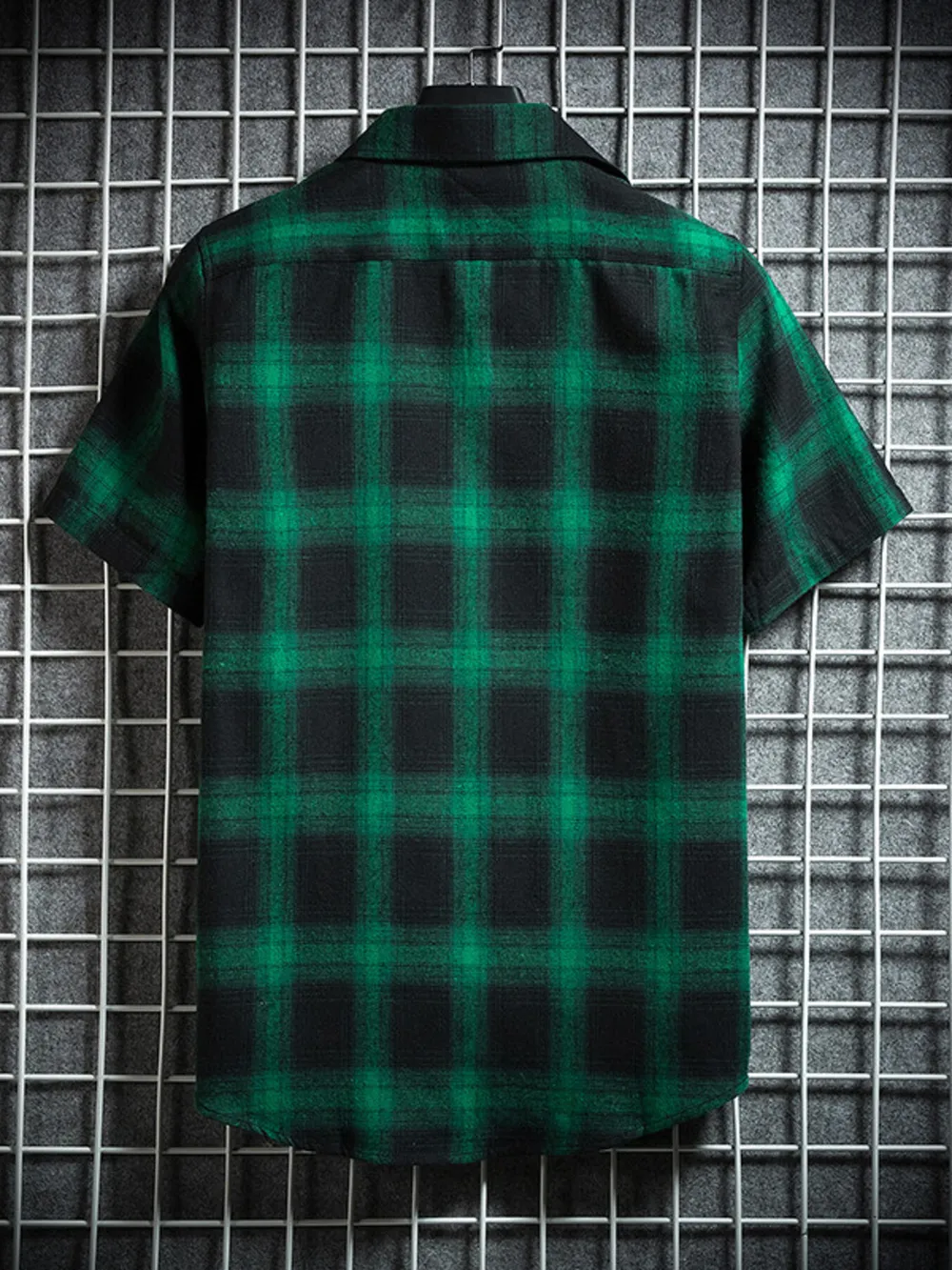 Men's Plus Size Plaid Button Up Short-Sleeve Shirt, image 6