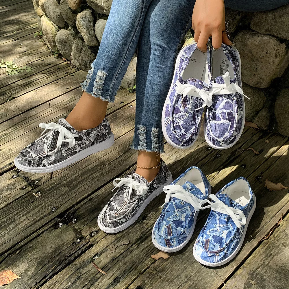 Round Toe Lace Up Sneakers, image 2