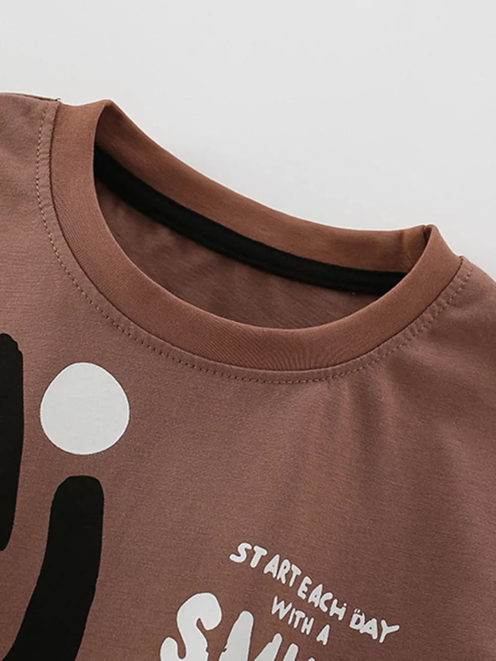Children's Smile Print Tee and Shorts Casual Set, image 4