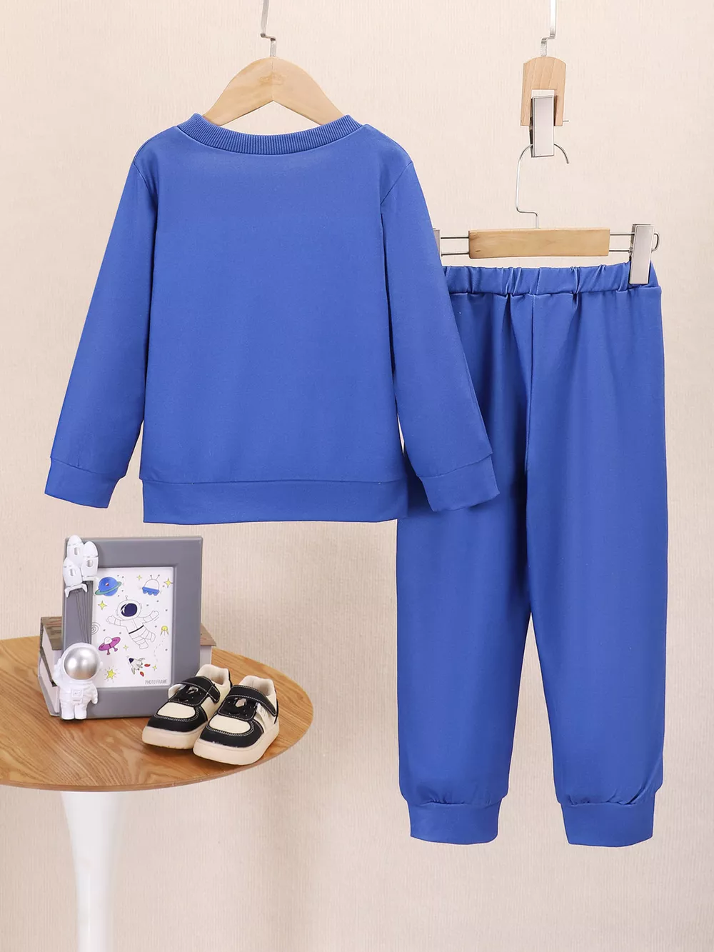 Children's Graphic Long Sleeve Top and Pants Set, image 2
