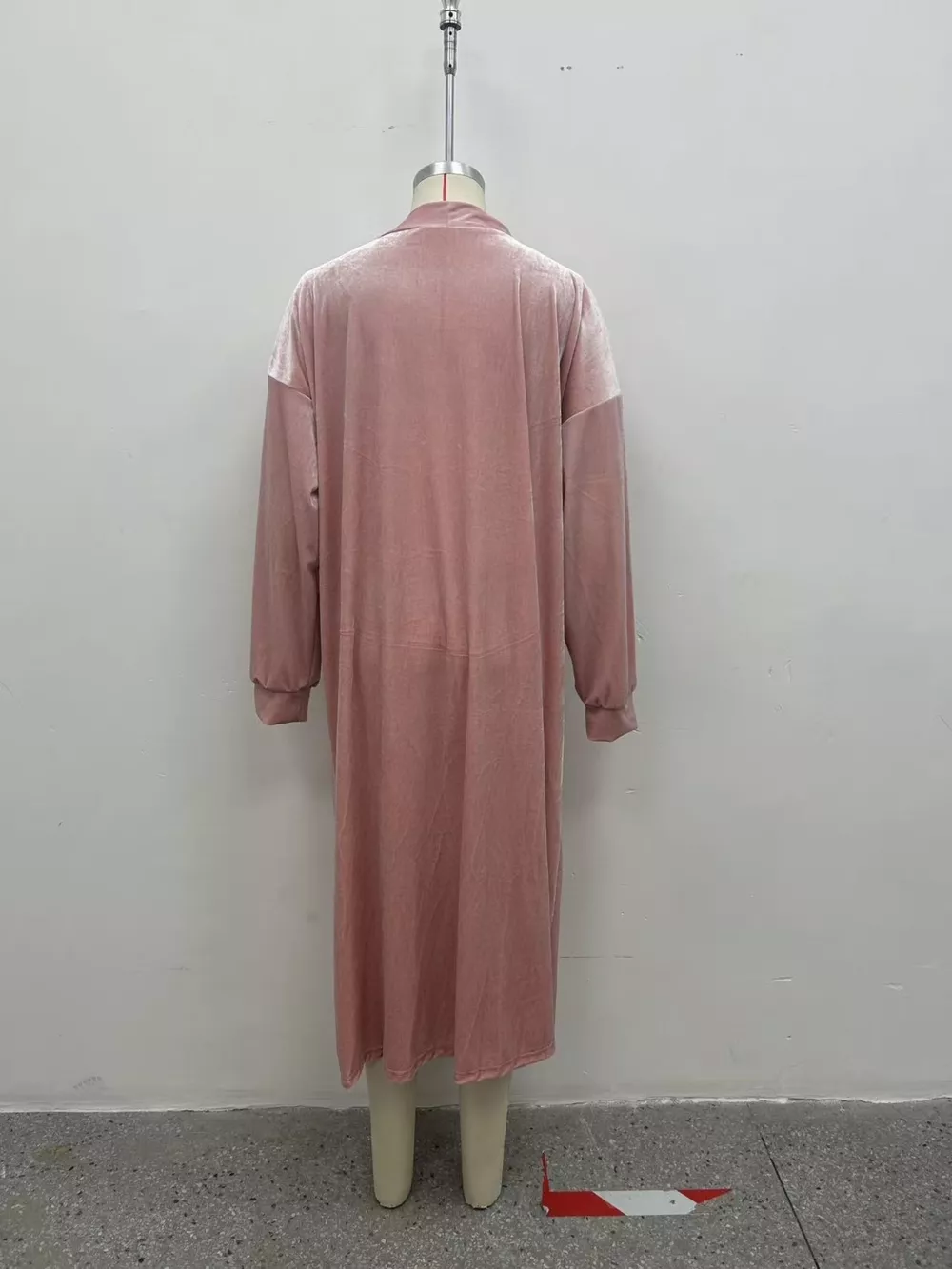 Plus Size Velvet Open-Front Longline Cardigan, image 3