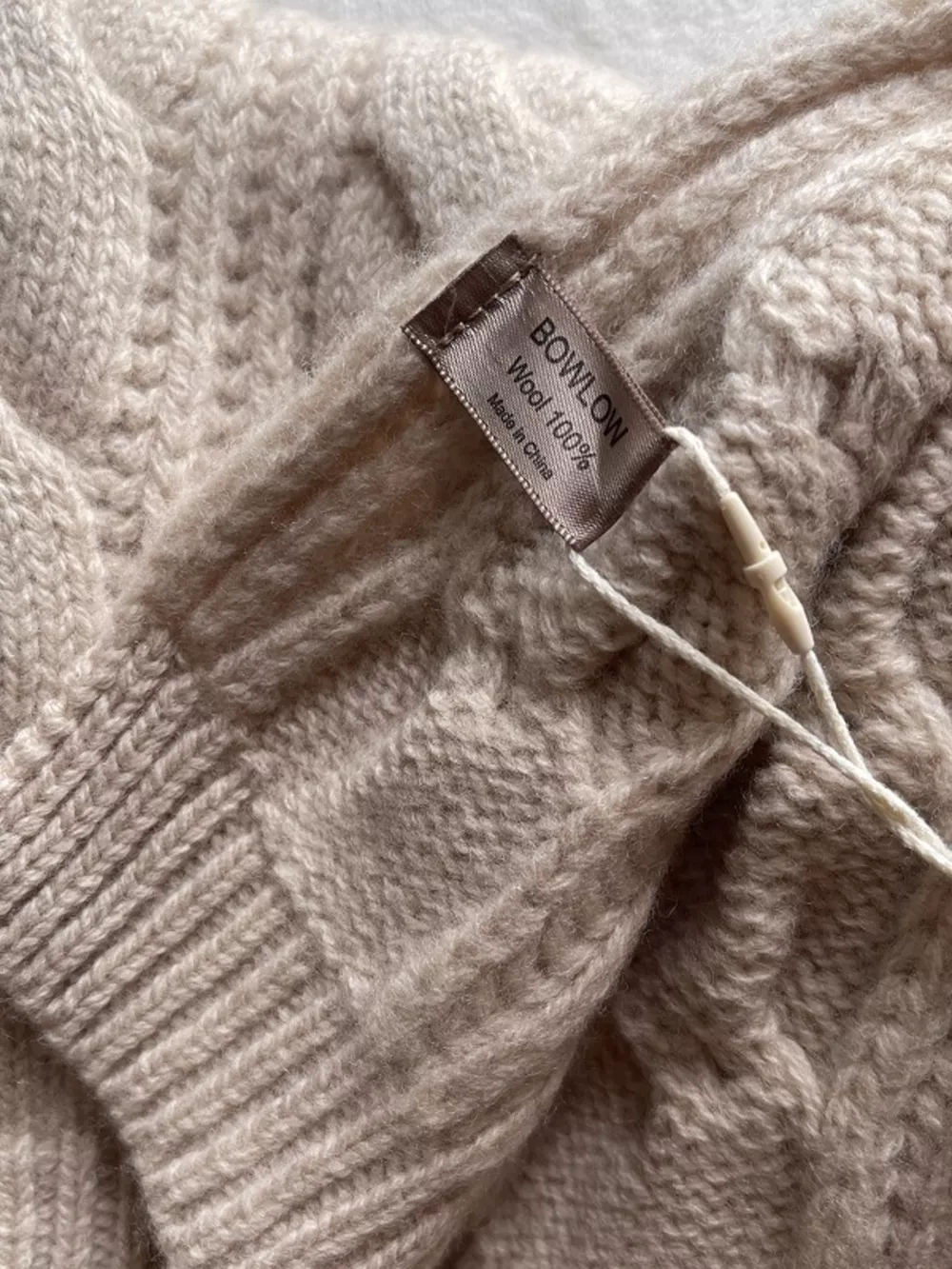 Wool Cable Knit Winter Scarf, image 8