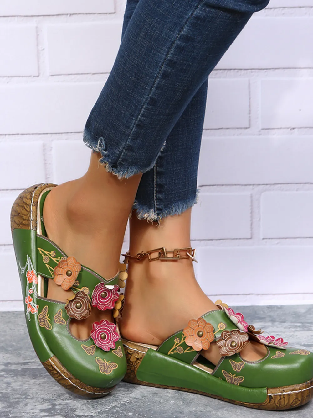 Floral Round Neck Sandals, image 7