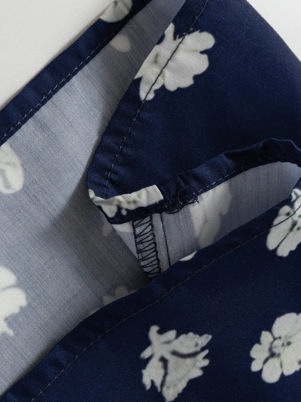 Floral Print Half Sleeve Contrast Trim Blouse, image 8