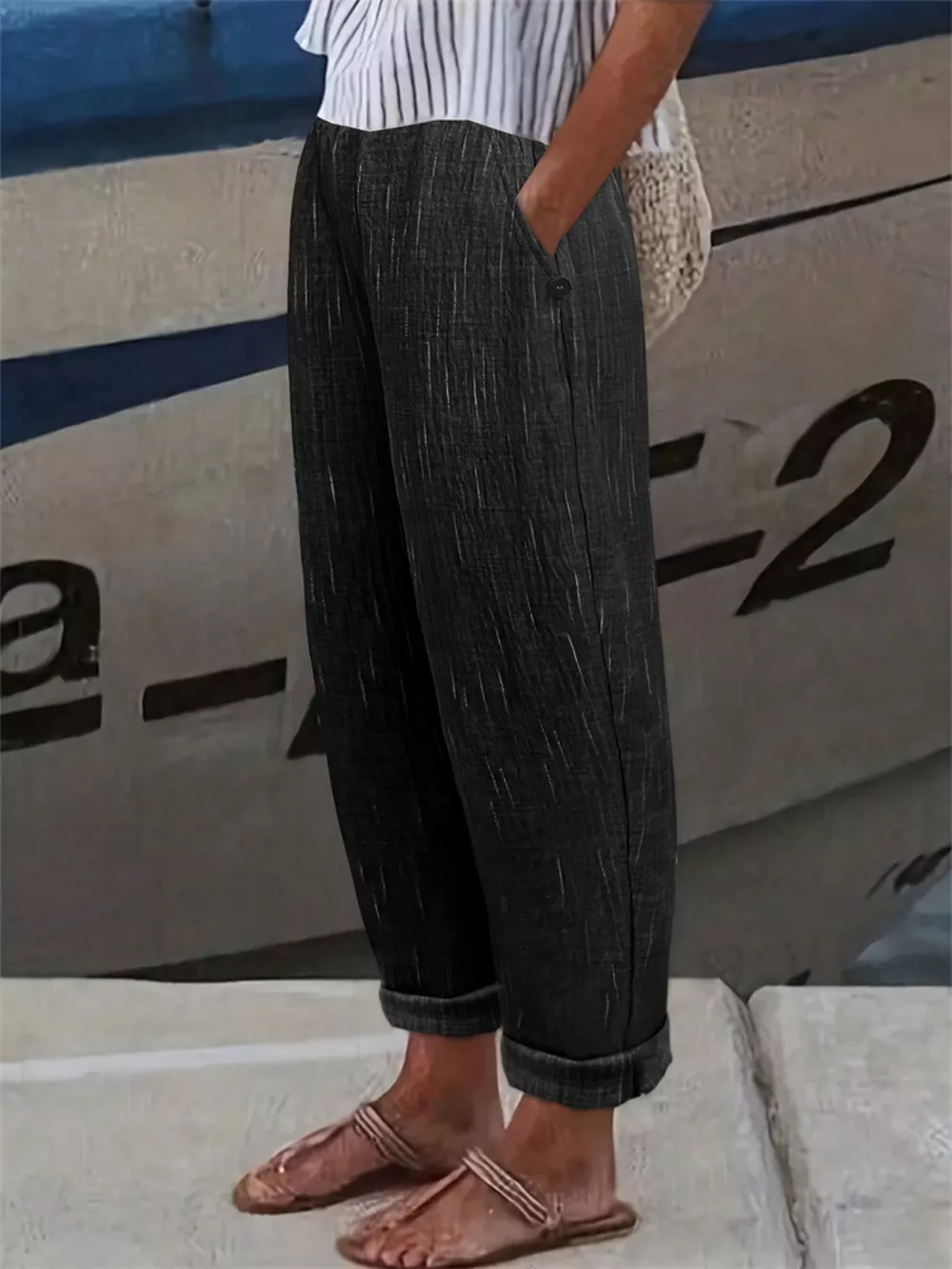 Loose Fit Cropped Pants, image 2