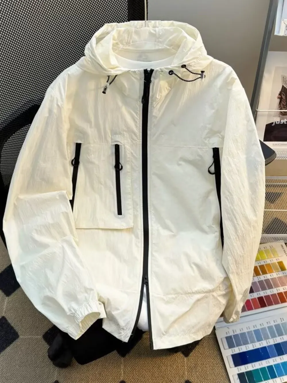 Men's Plus Size Lightweight Hooded Windbreaker Jacket, image 2
