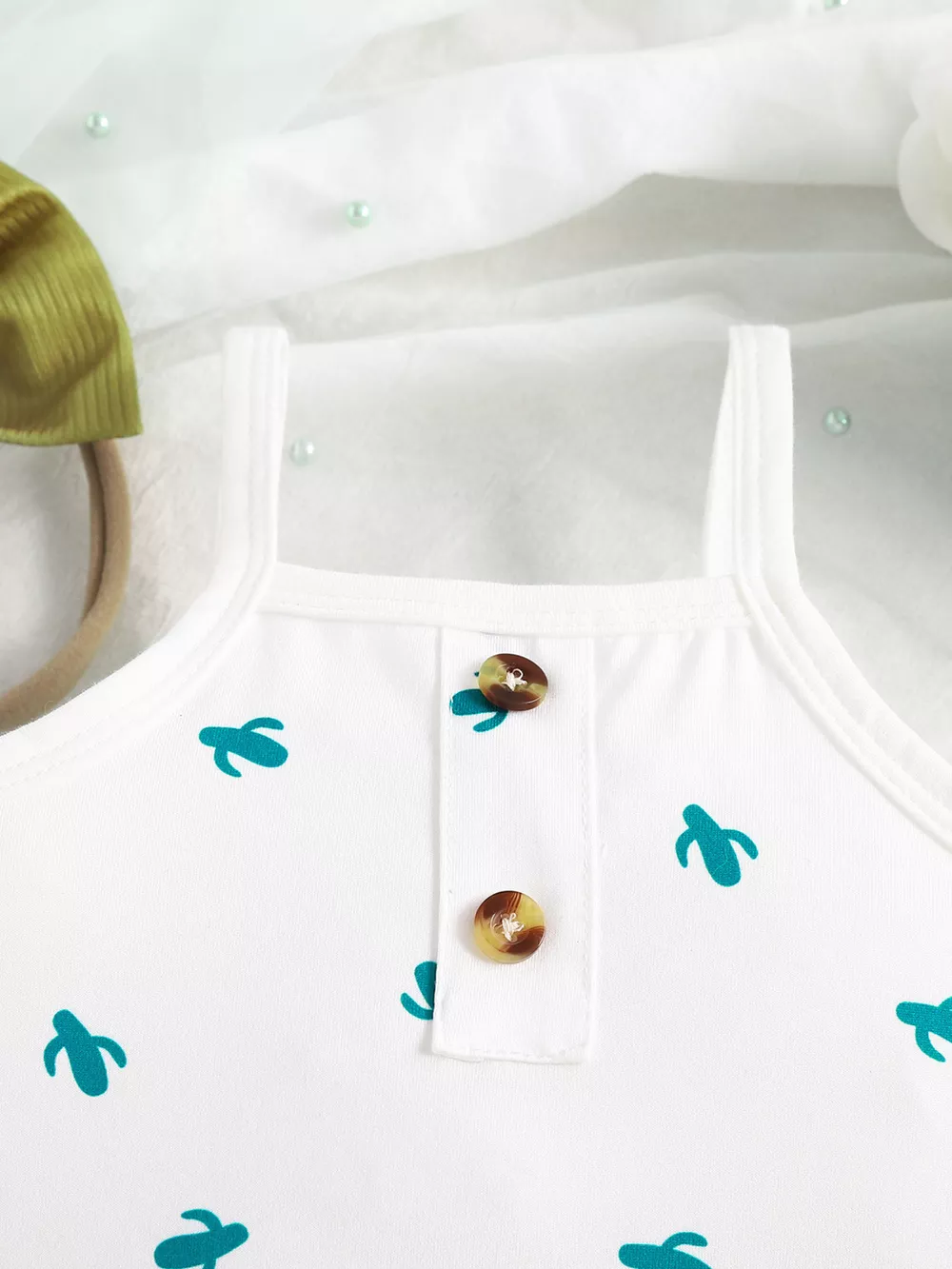 Children's Printed Bodysuit & Flare Leg Pants & Headband 3-Piece Set, image 3