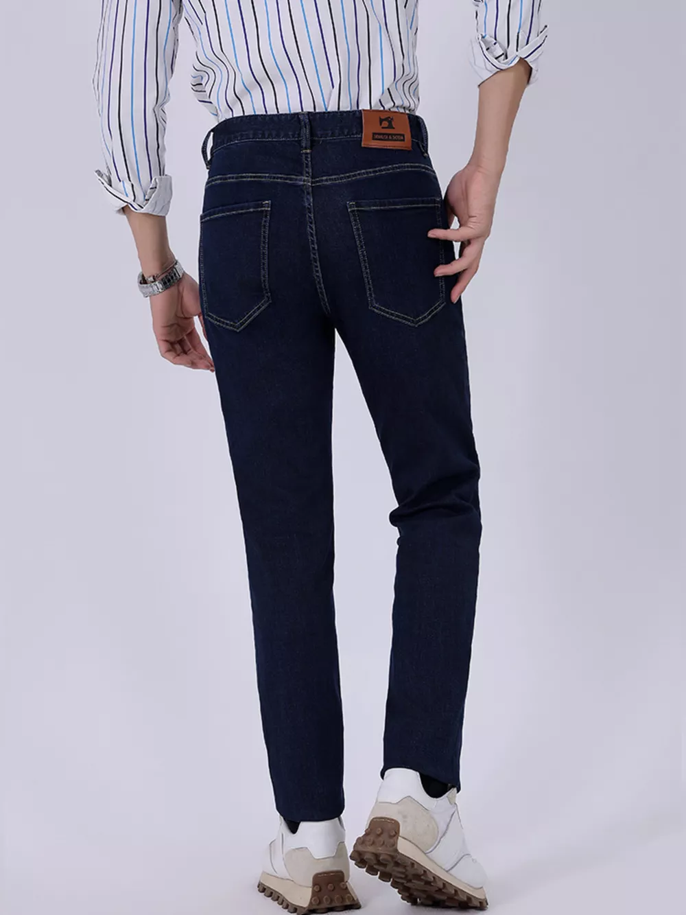 Men's Wash Straight-Leg Jeans, image 3