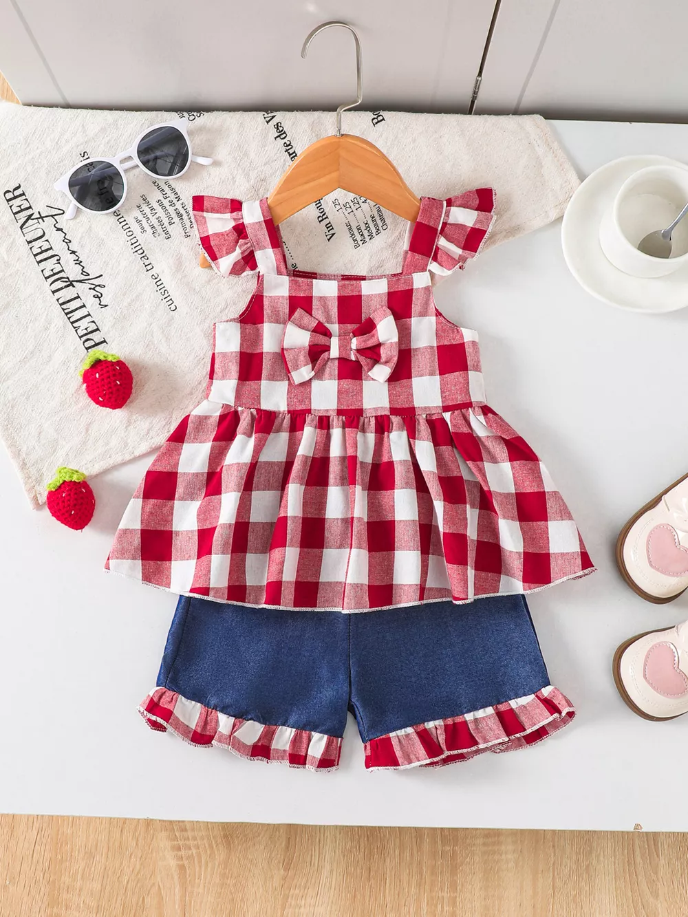Children's Gingham Bowknot Ruffle Trim Top and Shorts Set, image 3