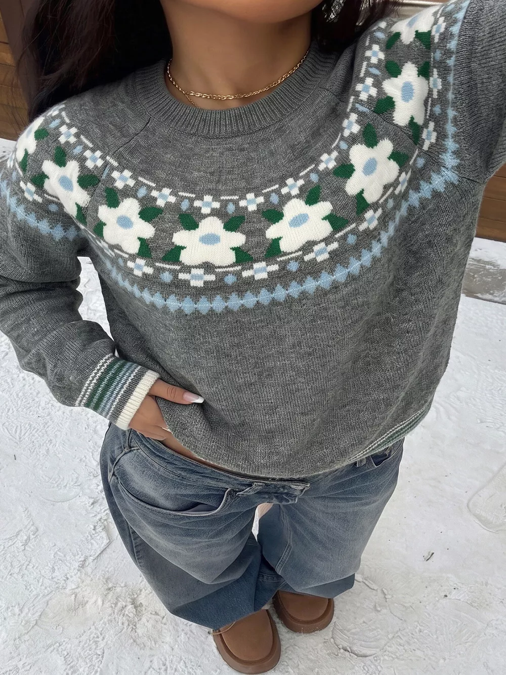 Floral Pattern Round Neck Sweater