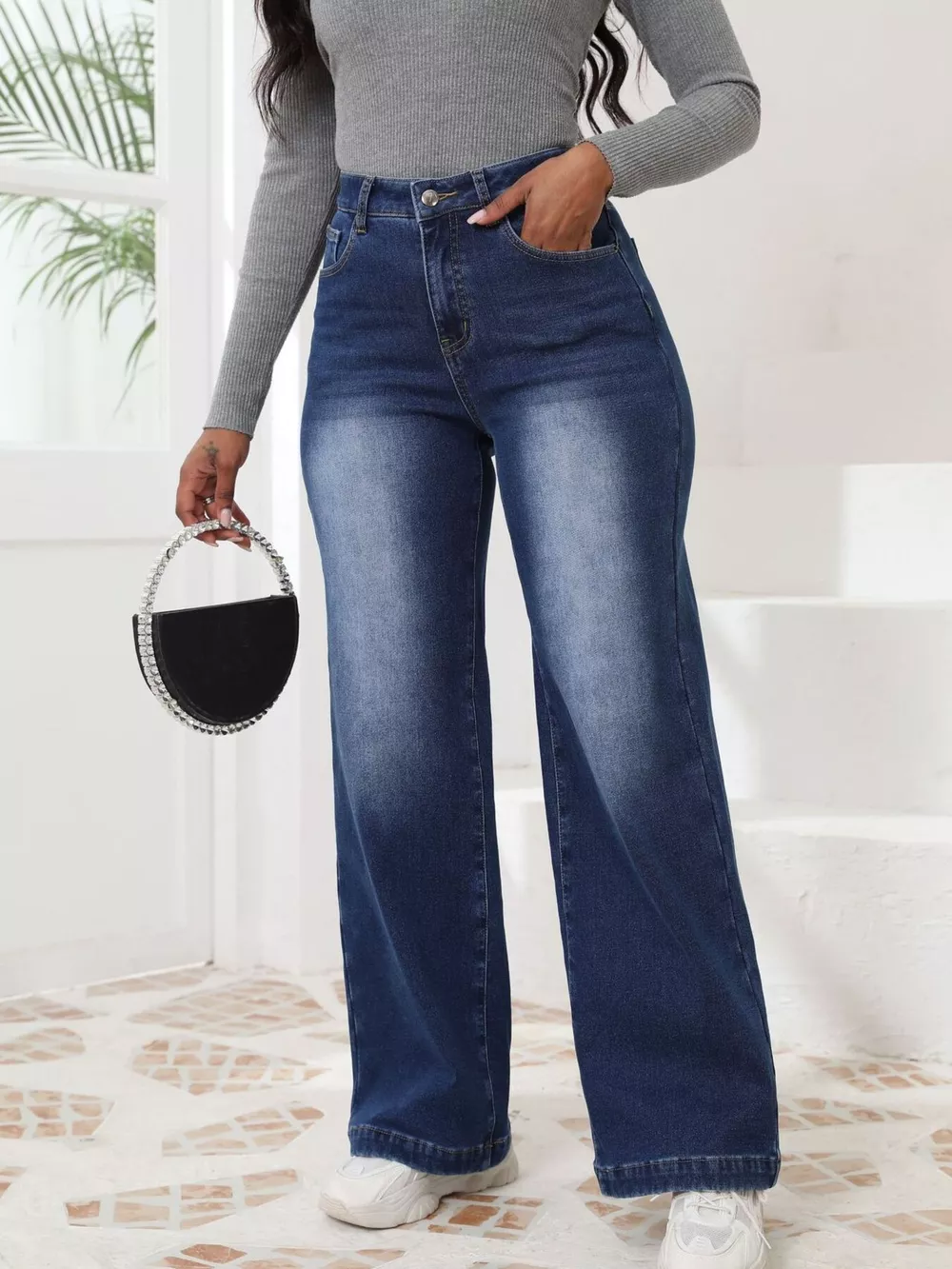 High-Waisted Washed Wide-Leg Jeans
