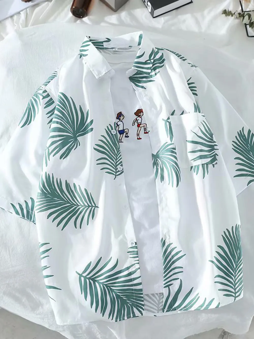 Men's Leaf Print Button Up Short Sleeve Shirt, image 2