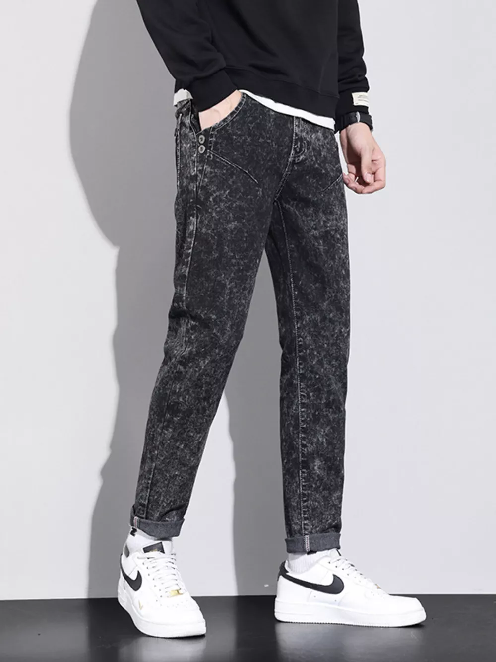 Men's Vintage Acid Wash Slim Fit Jeans, image 2