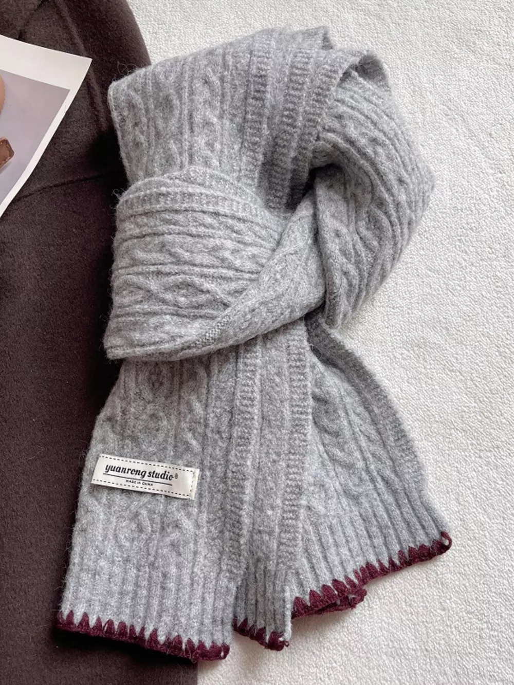 Cozy Knitted Cable-Knit Scarf with Contrast Trim