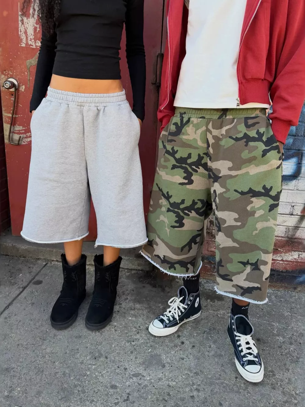Wide-Leg Cropped Sweatpants with Pockets, image 4