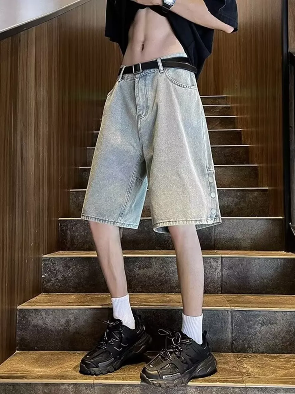 Men's Plus Size Loose Fit Wash Denim Shorts, image 3