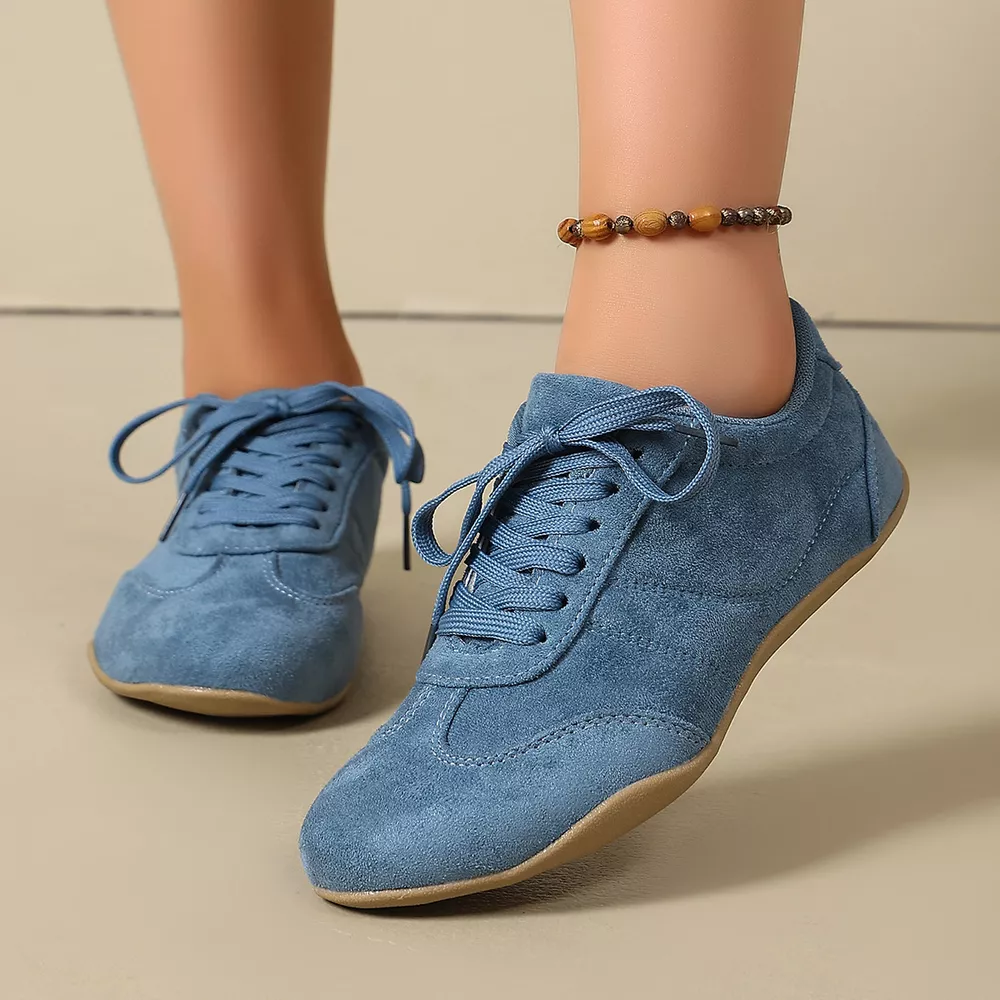 Round Toe Lace Up Sneakers