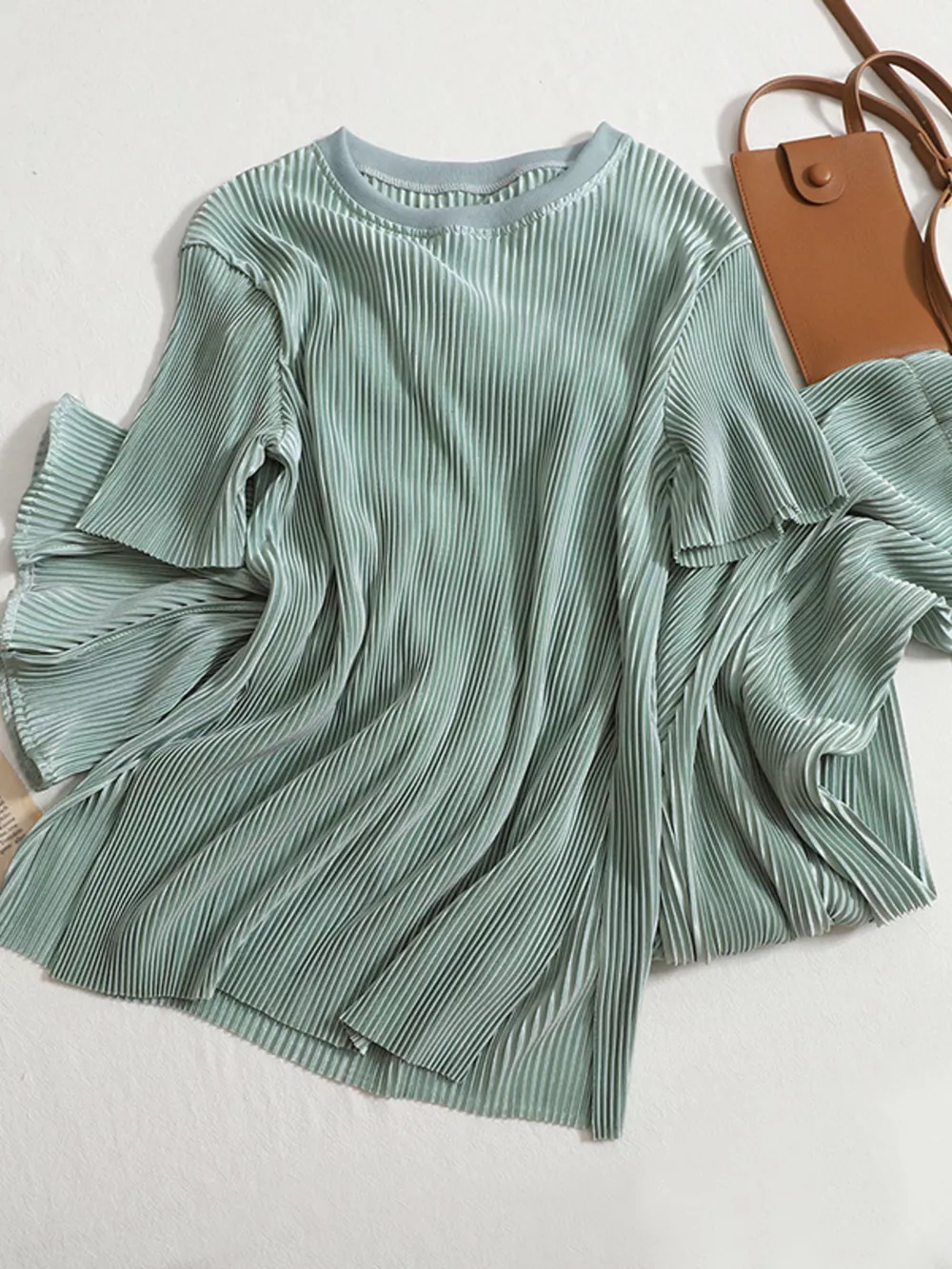 Short Sleeve T-Shirt and Pants Set, image 5