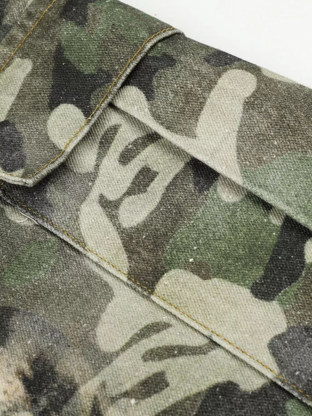 Men's Camouflage & Leopard Cargo Capris, image 6